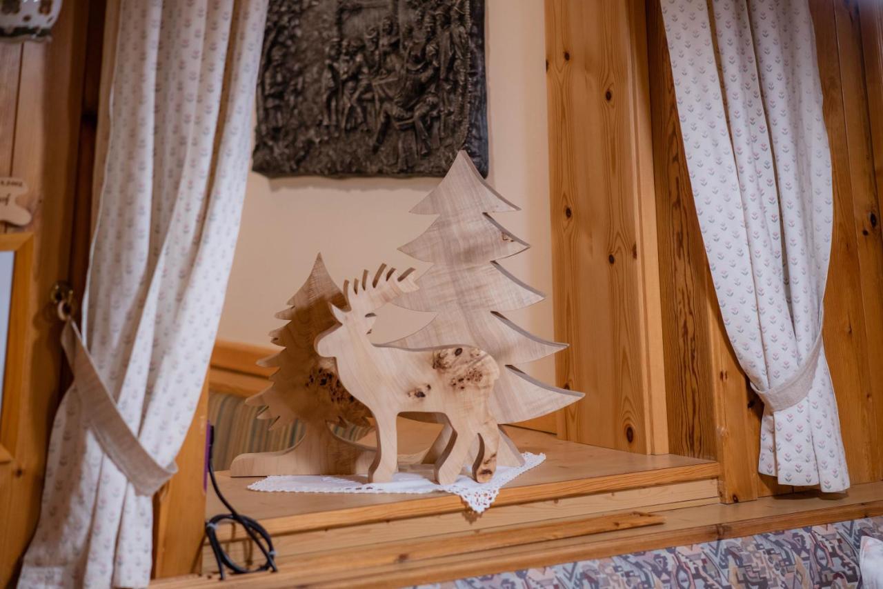 Jugend- Und Familienhotel Venedigerhof นอยเคียร์เชน อัม โกรสเวเนดิเกอร์ ภายนอก รูปภาพ